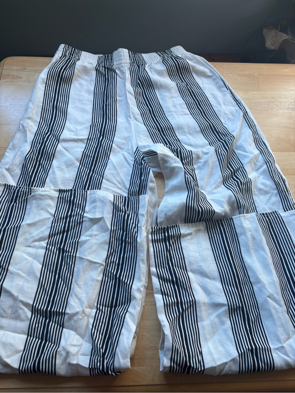 H&M White and Black Wide Leg Pants with Vertical Stripes